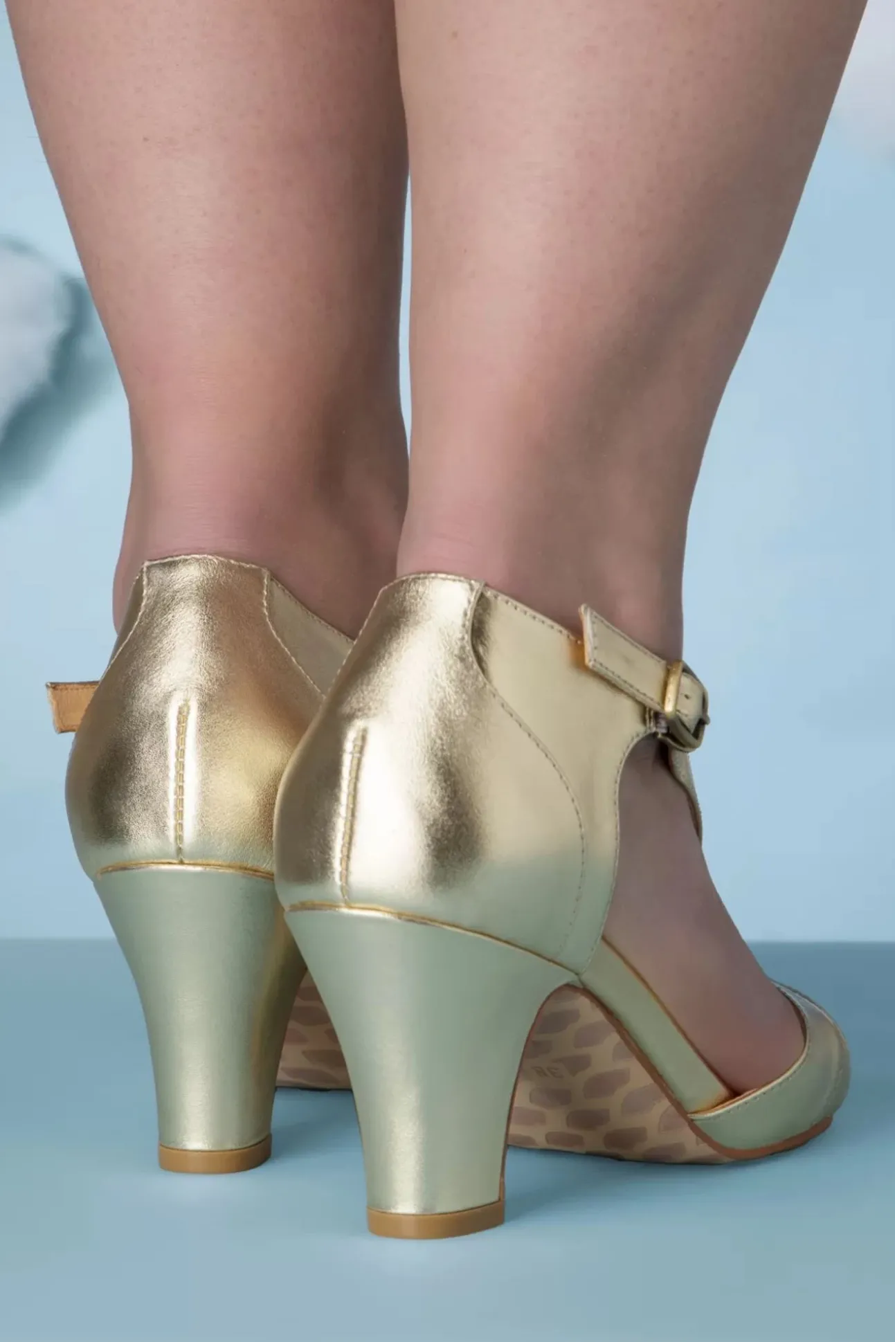 Ava Forever And Always Pumps In Pale Goud