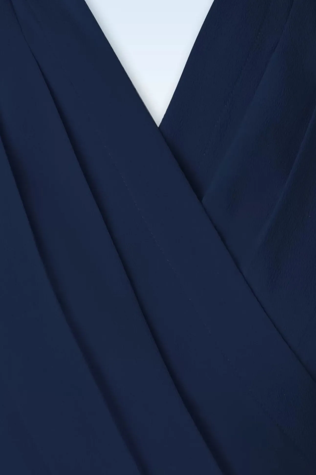 Darla Wikkelblouse Met Korte Mouwen In Marineblauw