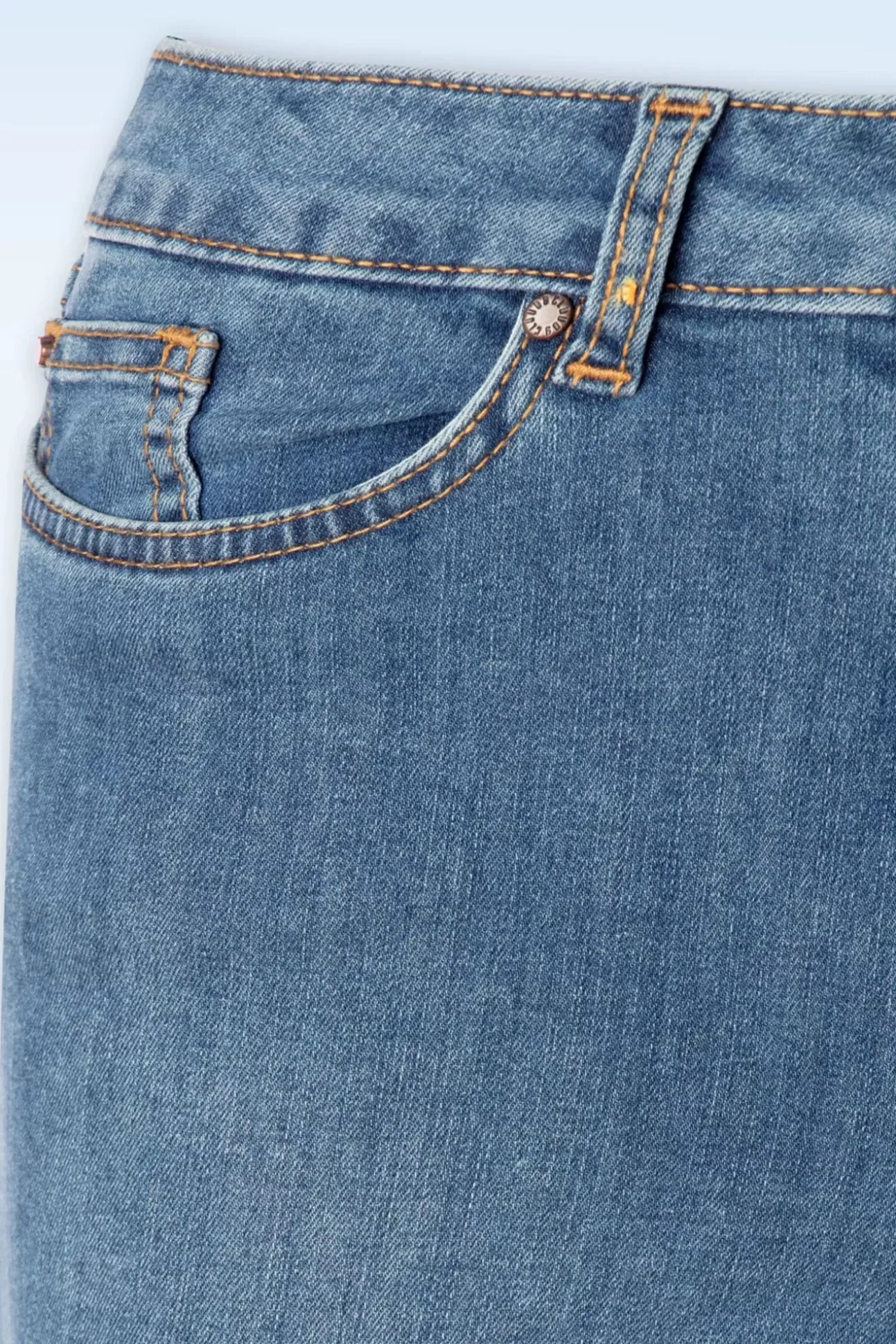 Dora Flared Broek In Lichtblauwe Denim Wassing