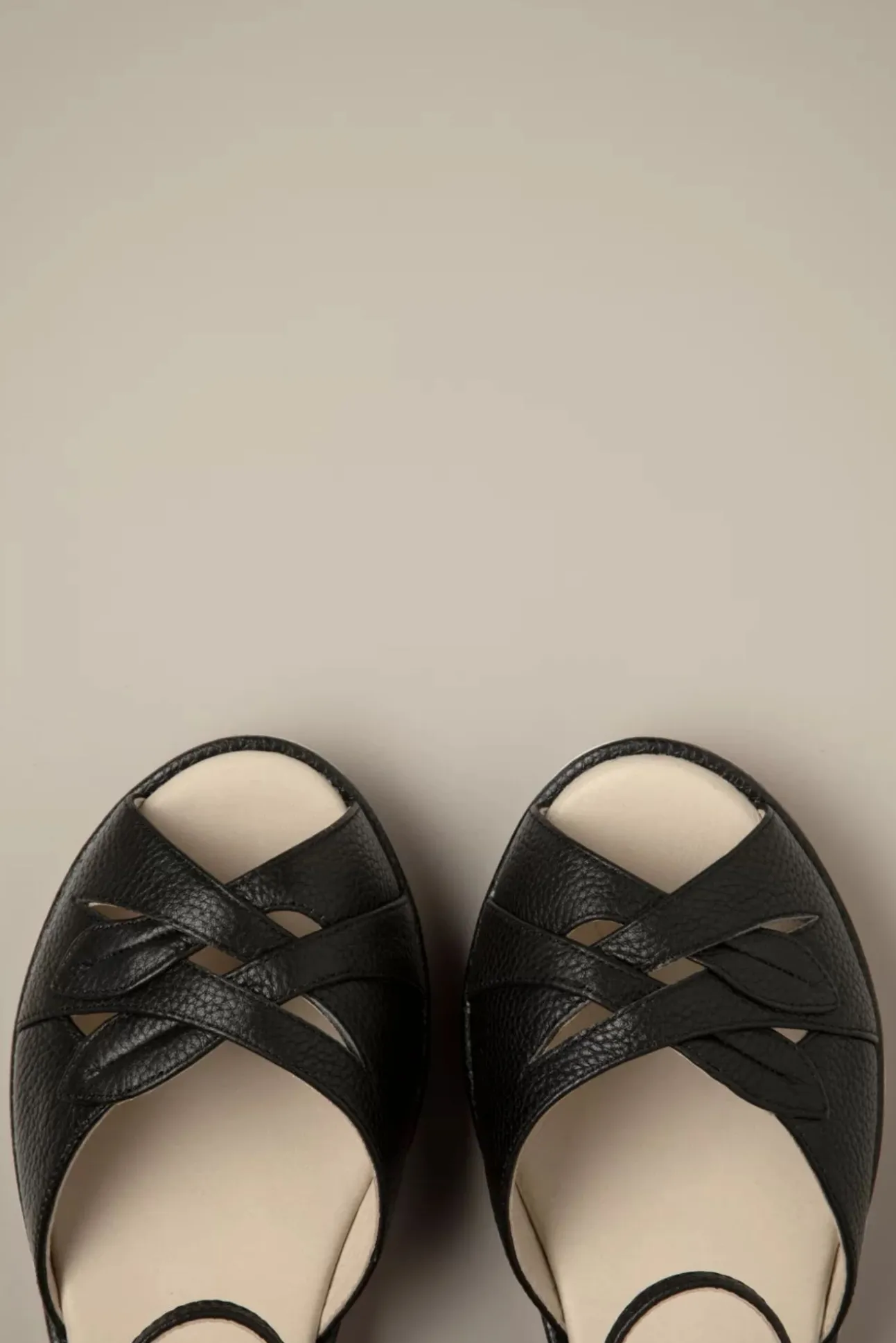 Elba Sandalen In Zwart