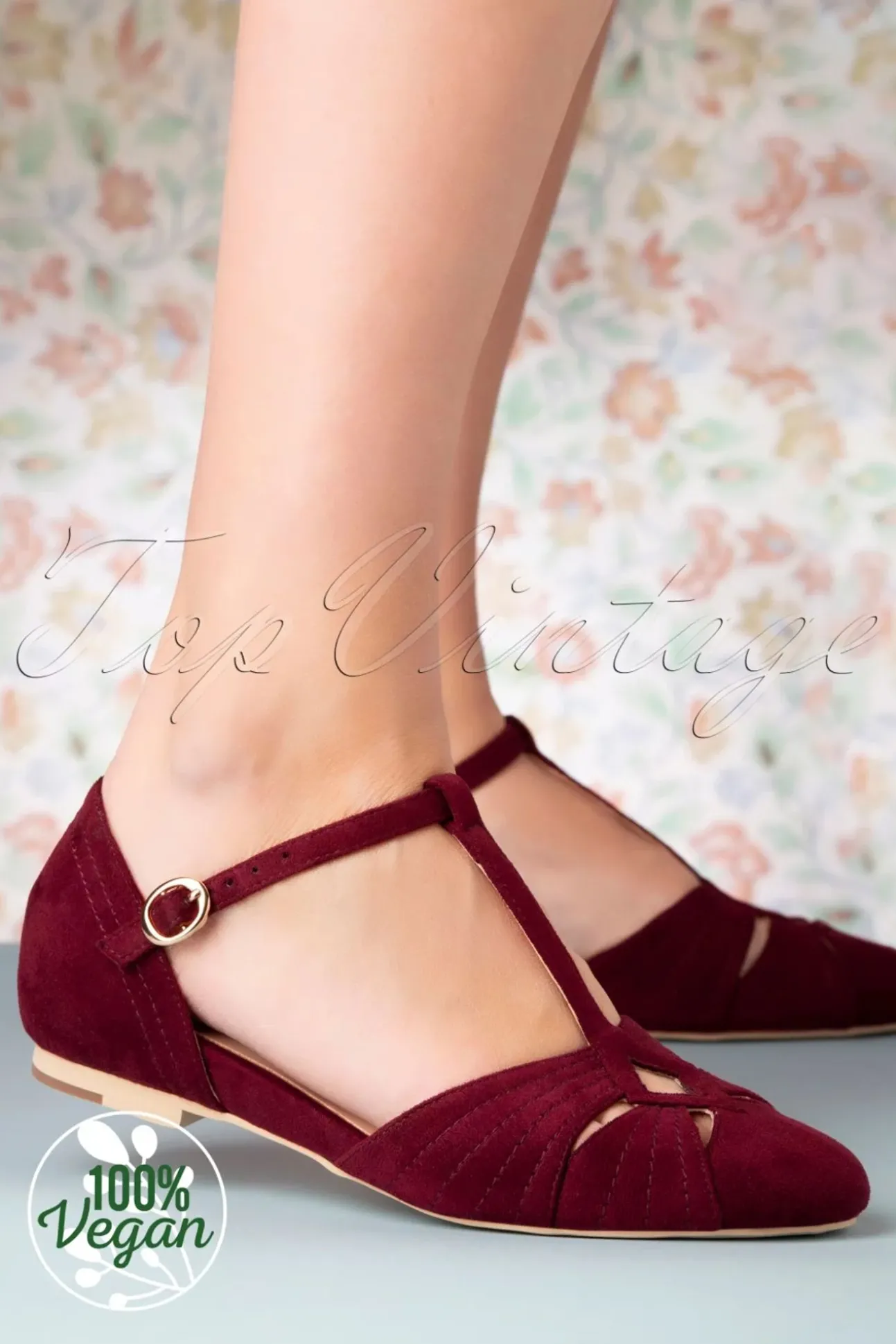 London T-Strap Flats In Wijnrood