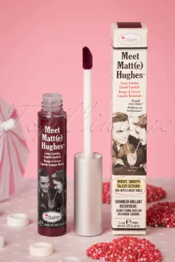 Maak Kennis Met Matte Hughes In Aanbidding Van Merlot