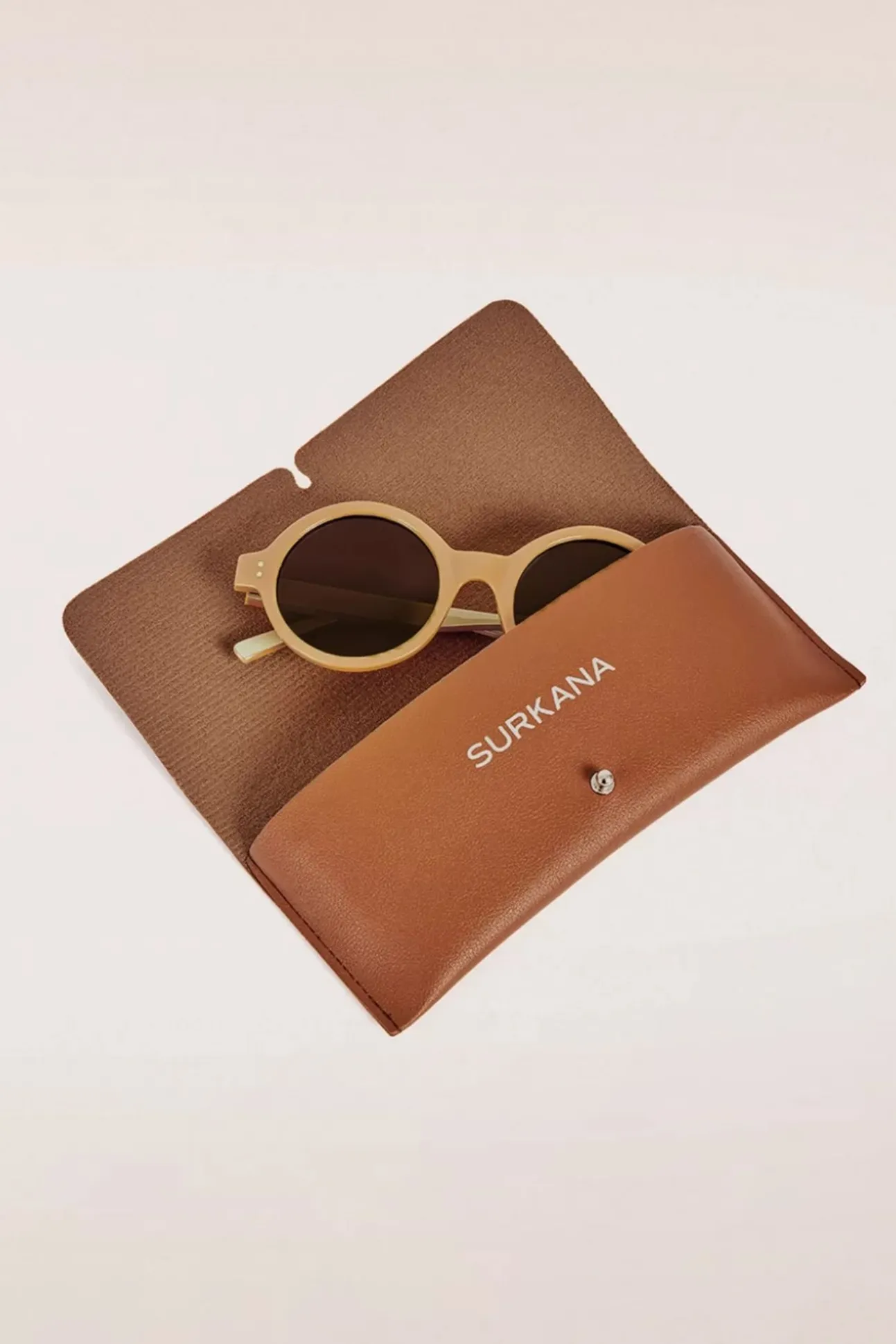 Stay Shady Ronde Zonnebril In Latte